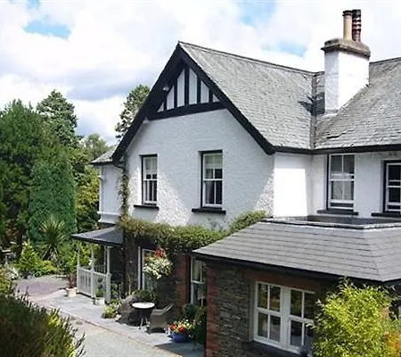 Lakes End Country 4*